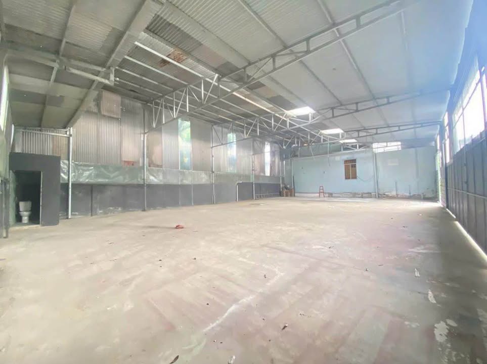 Cho thuê xưởng 300m² tại Biên Hòa, Đồng Nai - Giá chỉ 8 triệu/tháng!