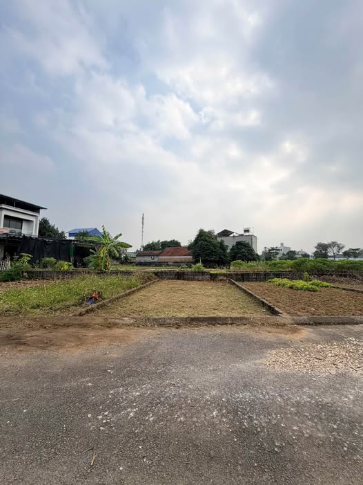 Đất nền Bình Yên Thạch Thất 60m² giá chỉ 2 tỷ - Khu dân cư sầm uất!