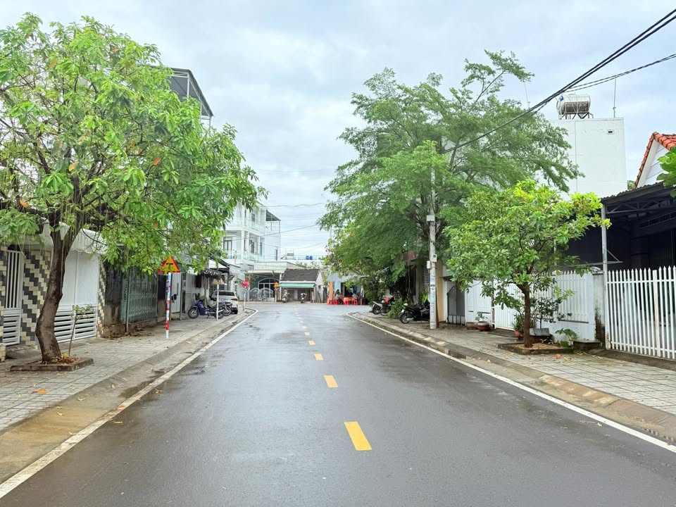 Đất nền mặt tiền Lạc Long Quân, Vạn Giã 230m² giá 3.9 tỷ - Cơ hội đầu tư sinh lời!