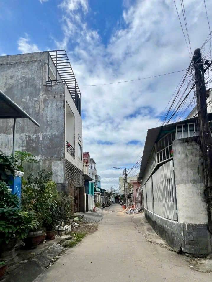 Đất nền hẻm 338 Nguyễn Nghiêm 98m² giá 1.9 tỷ - Vị trí trung tâm tiện lợi!