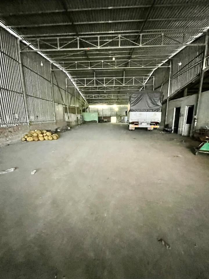 Kho cho thuê mặt tiền Quốc Lộ 1A Cái Bè 1000m² - Giá chỉ 30 triệu/tháng!