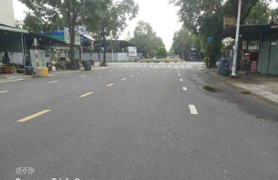 Đất nền góc GS 2 Dĩ An 143m² giá 10 tỷ - Vị trí đẳng cấp trung tâm!