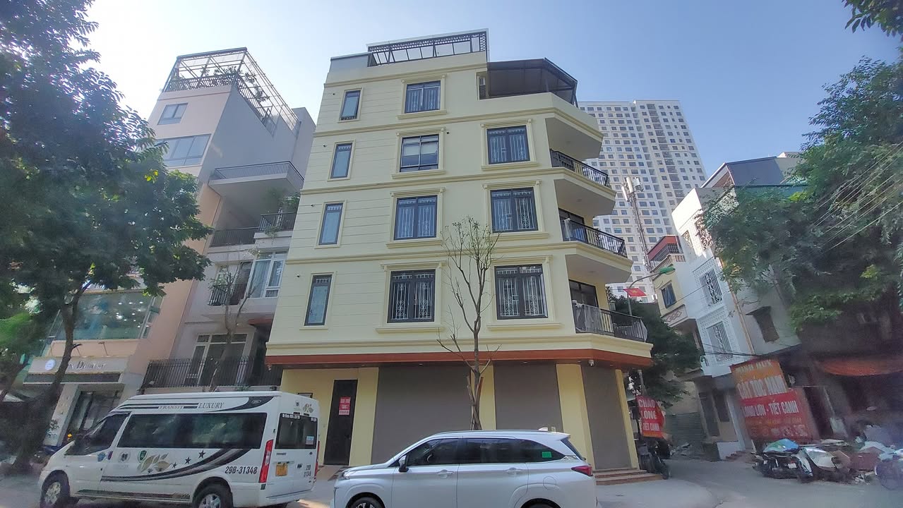 Cho thuê văn phòng lô góc 51m² đường Mộ Lao - Tiện lợi cho kinh doanh