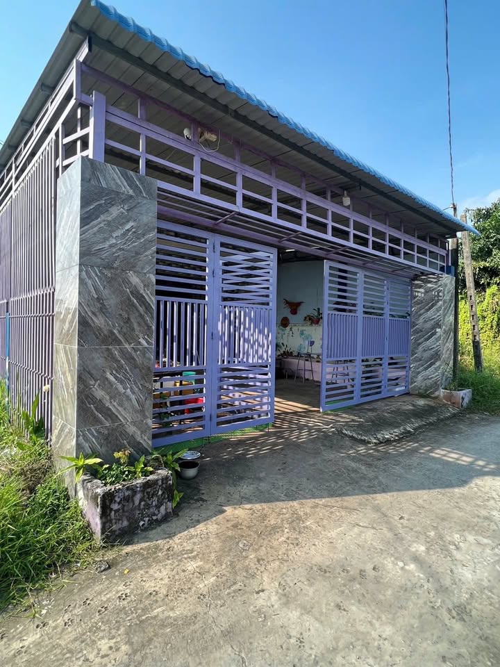 Nhà cấp 4 Hòa Khánh Đông, Đức Hòa, Long An 262m² giá 1.95 tỷ - Sổ hồng chính chủ!