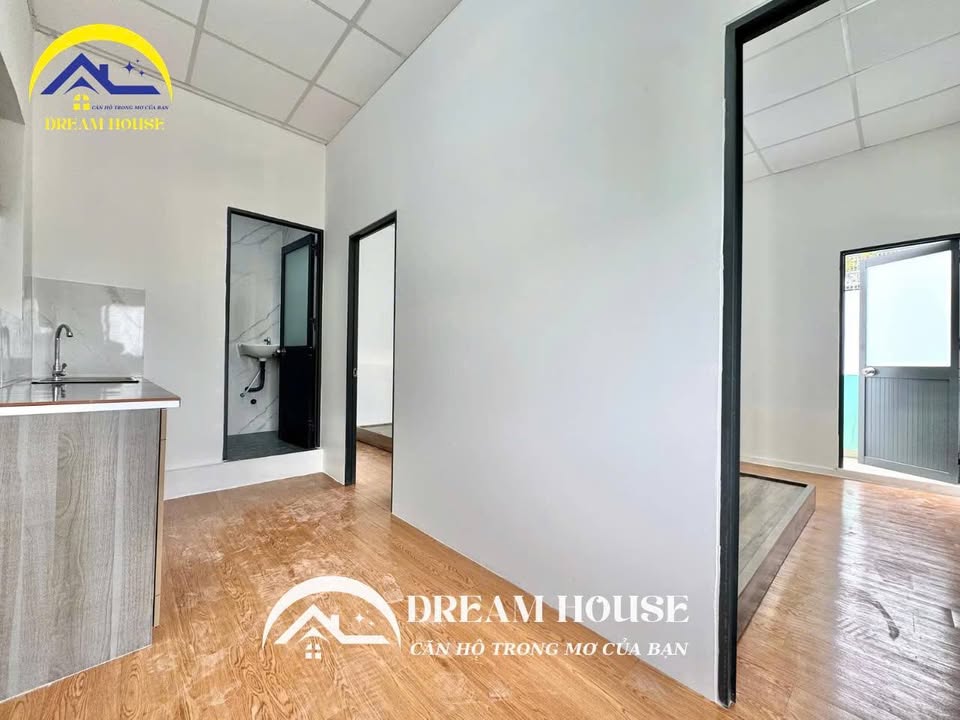 Căn hộ dịch vụ 2 phòng ngủ Lũy Bán Bích 60m² - Dọn vào ở ngay!