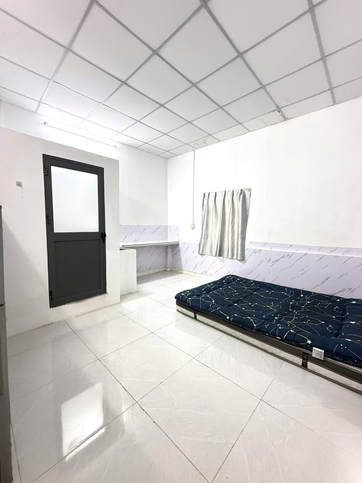 Studio cho thuê Cầu Xéo Tân Quý 3.49 triệu - Full nội thất, view phố lý tưởng!