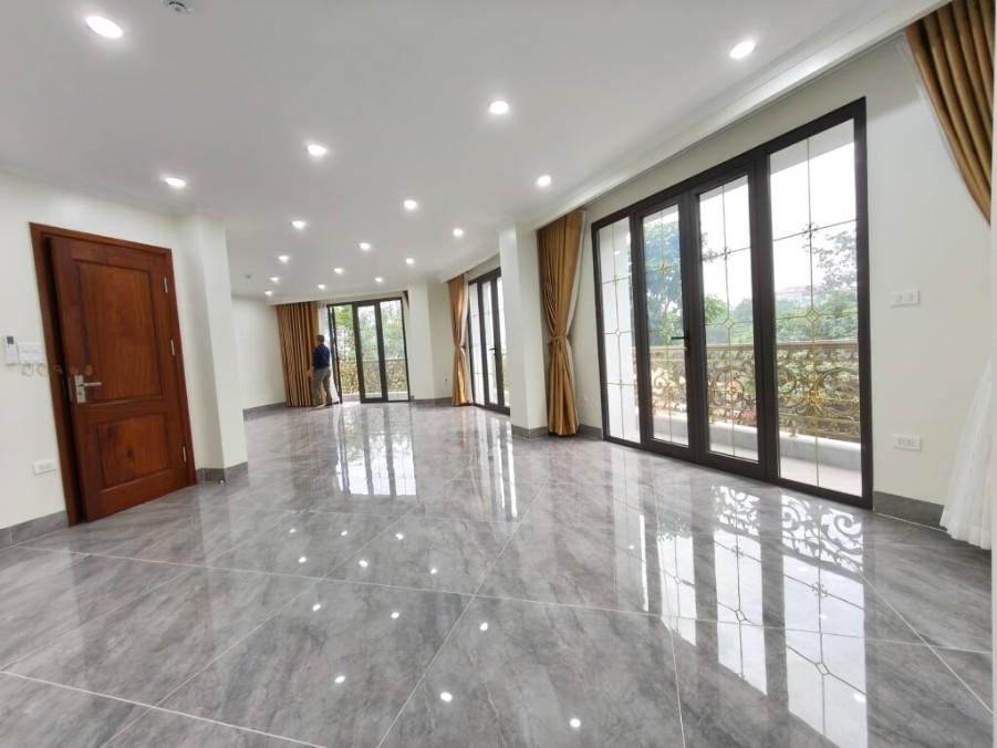 Cho thuê văn phòng 70m² tại ngõ 172 Phú Diễn - Ô tô đỗ cửa, giá chỉ 12 triệu