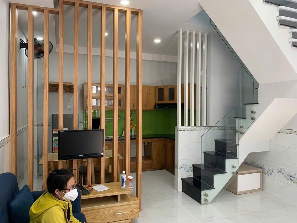 Nhà thuê Quận 7 - 35m² giá 9 triệu/tháng - Nội thất đầy đủ, sẵn sàng vào ở!
