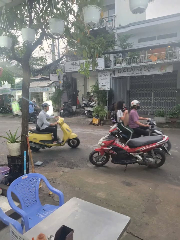 Phòng trọ cho thuê đường 25A Tân Quy 15m² - Giá 2.5 triệu/tháng