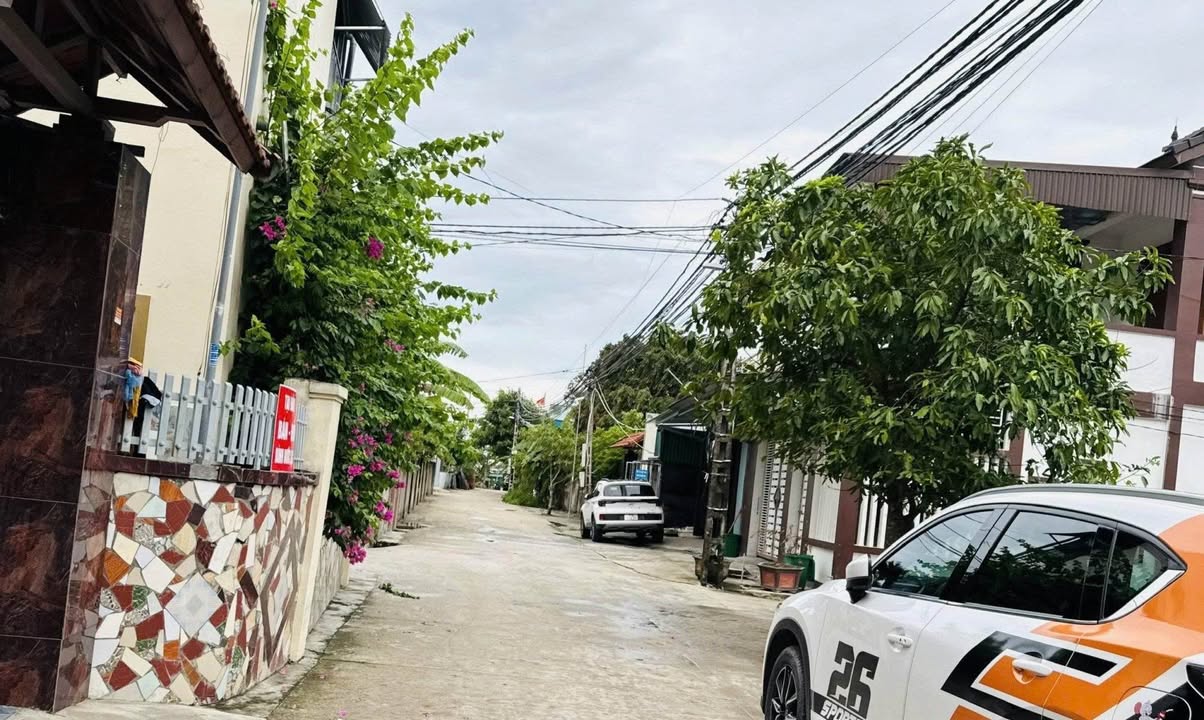 Bán đất lô góc Xóm Khoa Đà, Hưng Tây 200m² giá 7.6 tỷ - Tiềm năng đầu tư lớn!