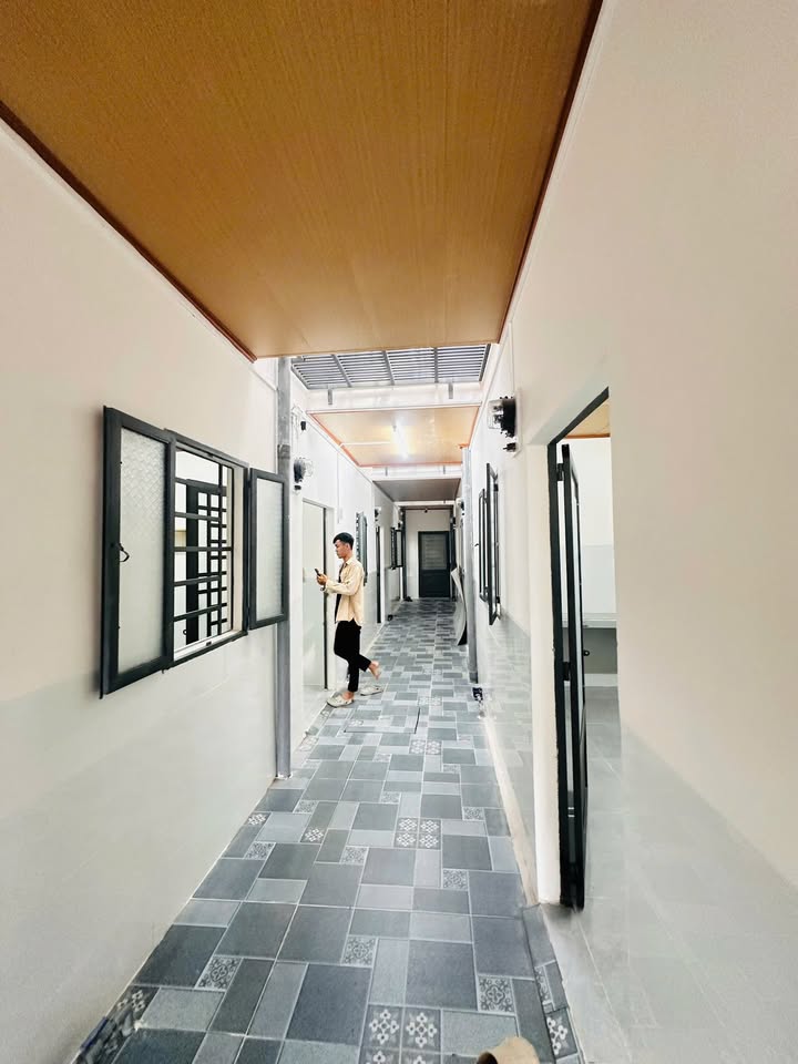 Nhà trọ mới xây hẻm 278 Tầm Vu, Cần Thơ 27m² chỉ 2.3 triệu - Tiện nghi đầy đủ!