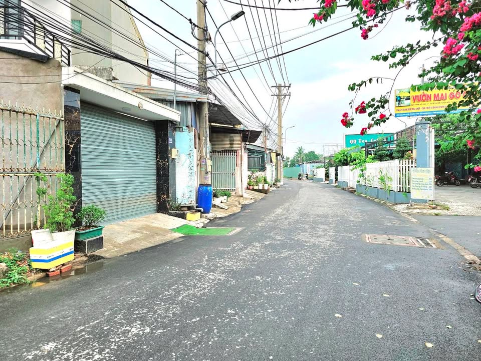 FrontHouse đường 882, Long Trường, Quận 9 - Diện tích 70m², giá 4 tỷ, vị trí đắc địa!