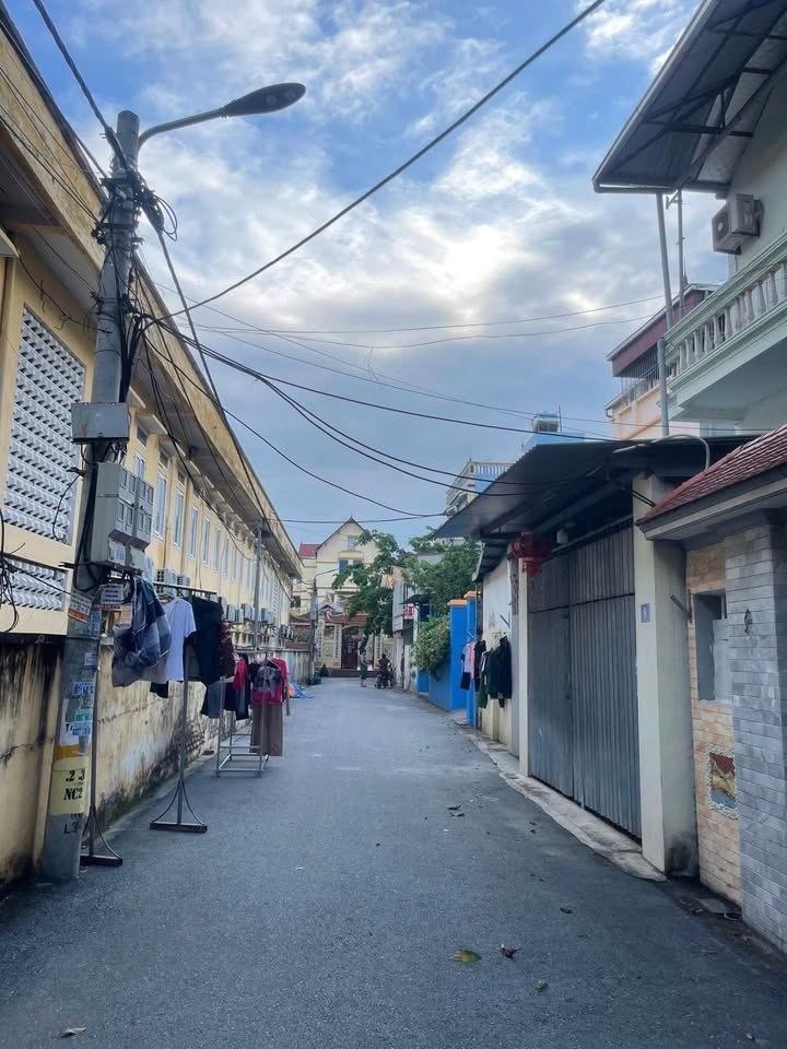 Đất thổ cư An Khánh 46m² giá 5 tỷ - Sổ đỏ chính chủ, ô tô đỗ trước nhà!