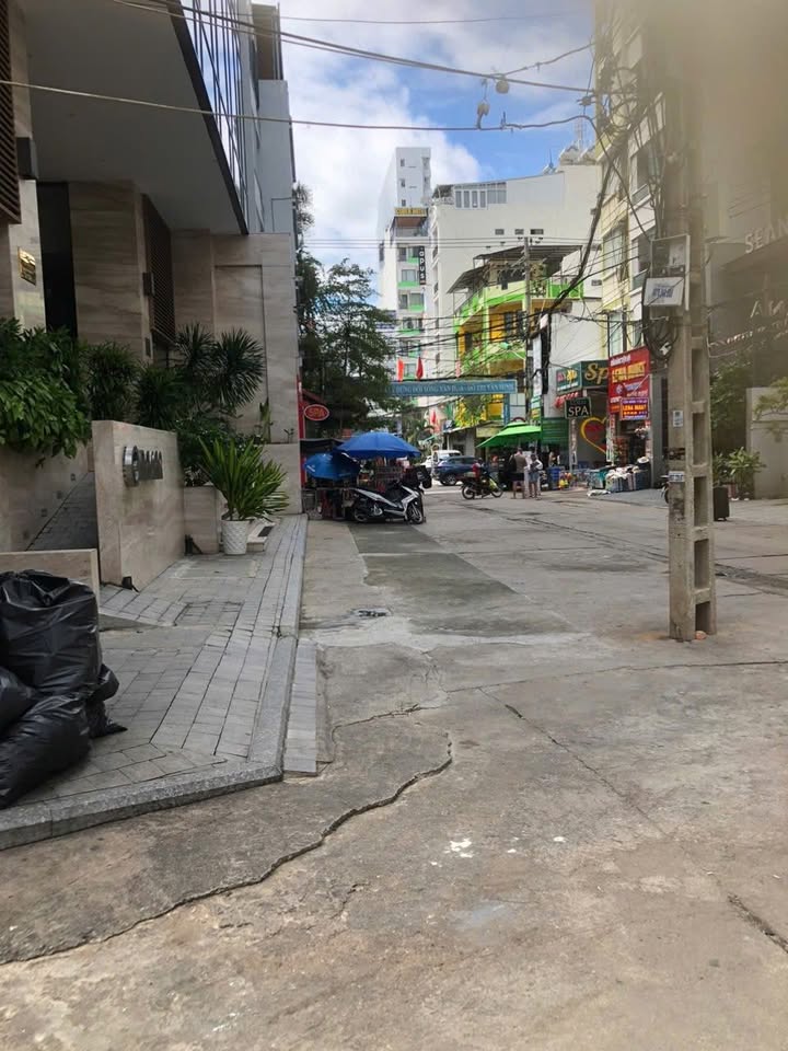 Đất hẻm Quân Trấn Nha Trang 46m² giá 5.5 tỷ - Gần biển, cơ hội đầu tư tuyệt vời!