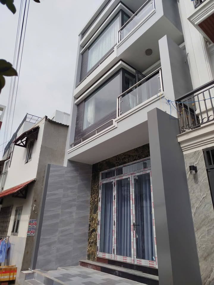 Nhà đẹp 4 tầng đường Hiệp Bình, Thủ Đức 52m² giá 7.5 tỷ - Sổ hồng hoàn công