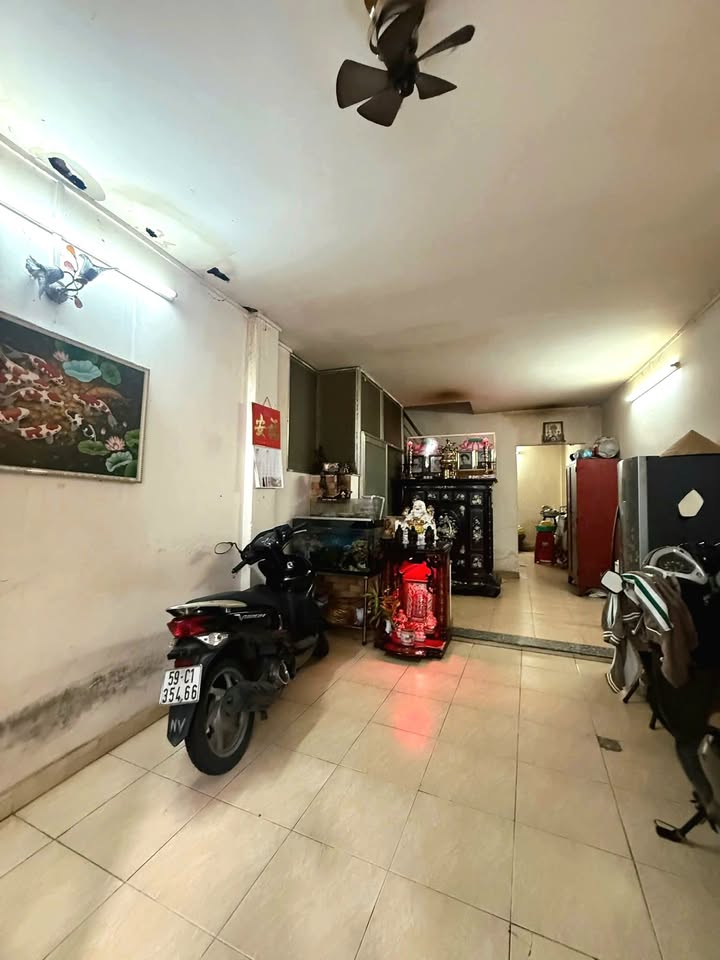 Nhà phố Trần Phú, Quận 5, 35m² giá 4.3 tỷ - Đầu tư sinh lời ngay!