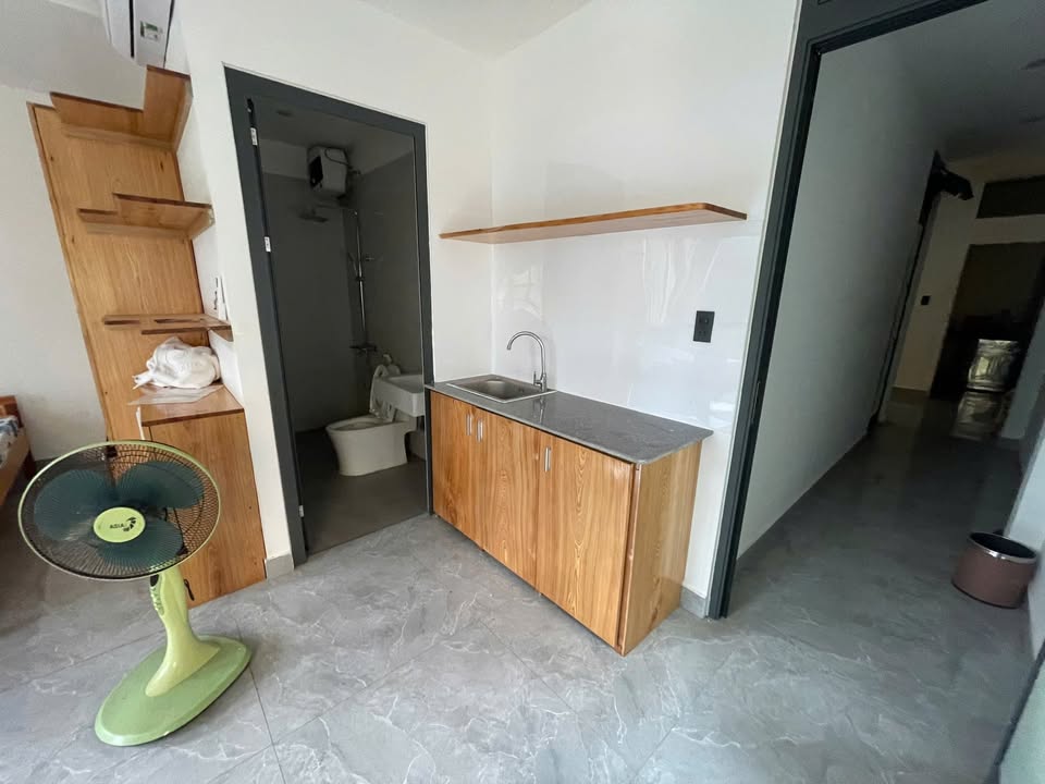 Phòng cho thuê tại Hải Châu, Đà Nẵng 4.5 triệu - Đầy đủ nội thất, gần cầu Rồng!