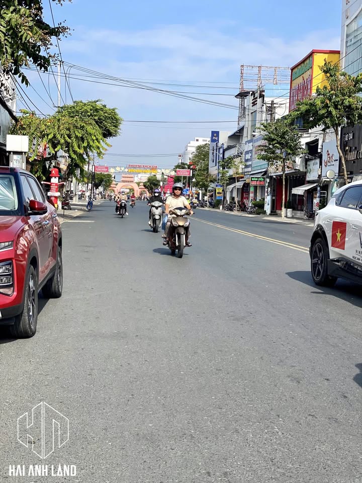 Cho thuê mặt bằng mặt tiền Nguyễn Trung Trực, Rạch Giá 150m² - Vị trí đẹp kinh doanh thuận lợi!