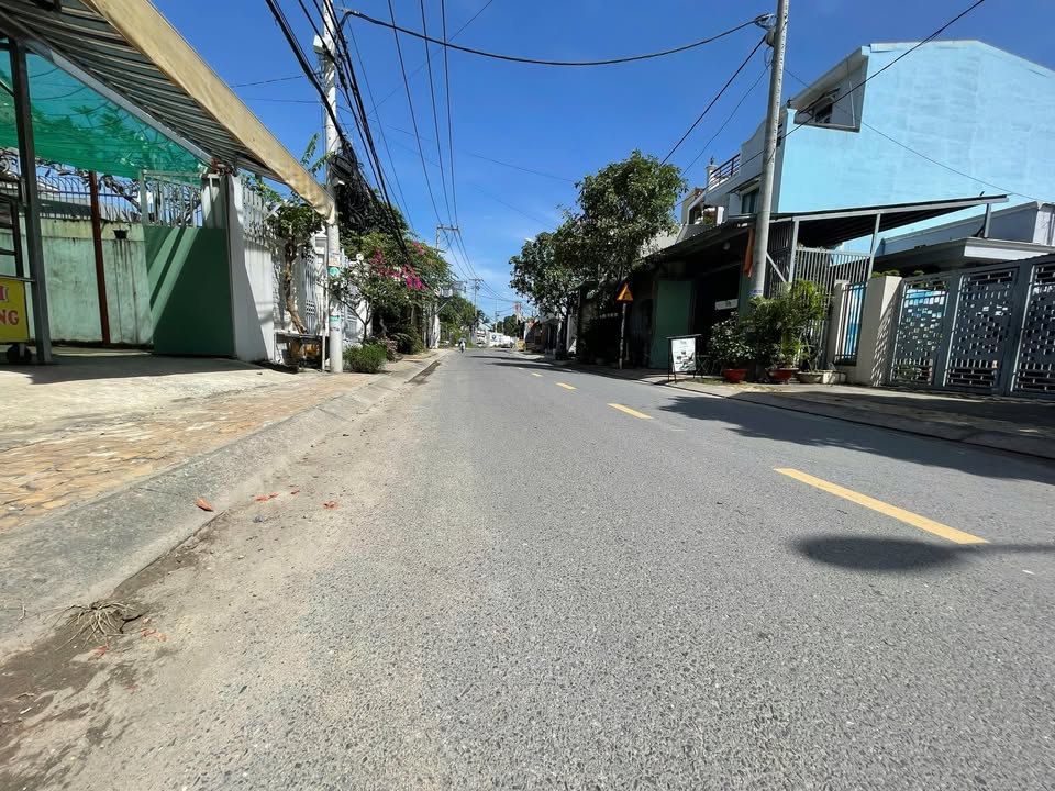 Nhà mặt tiền Tân Xuân 2, Hóc Môn 250m² giá 16 tỷ - Đầu tư sinh lời lý tưởng!