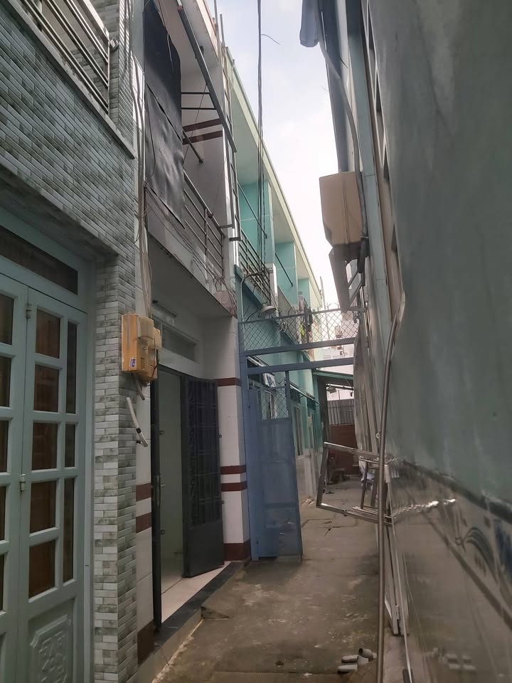 Nhà cho thuê hẻm 2683 Phạm Thế Hiển, quận 8, 50m² - Yên tĩnh, an ninh!