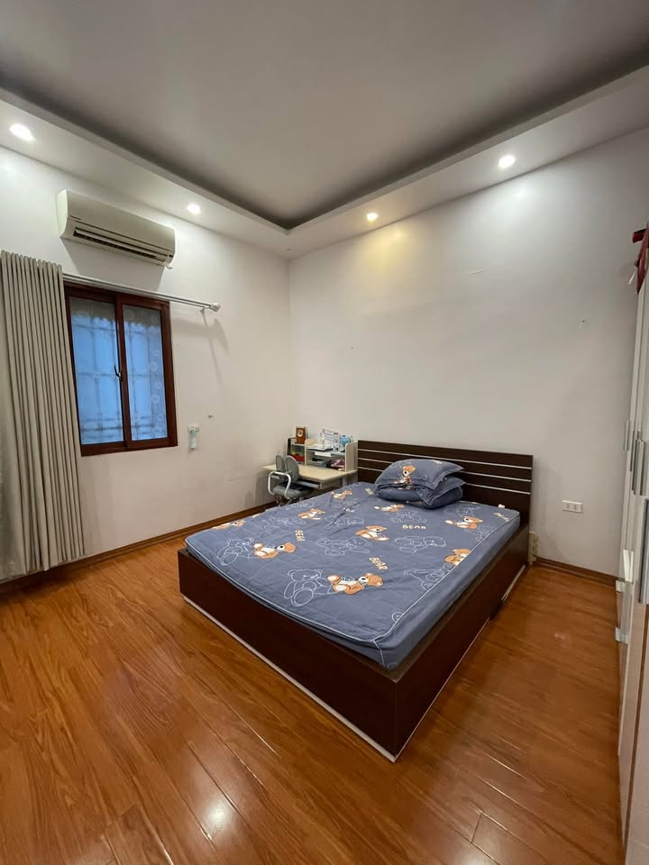 Nhà mặt phố Tứ Liên, Tây Hồ 55m² giá 20 triệu - Thích hợp vừa ở vừa kinh doanh!