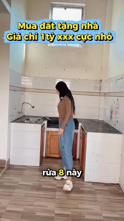 Lô đất có nhà mái thái tại Lạc Thịnh, Yên Thủy 435m² - Giá chỉ 1.1 tỷ VND!