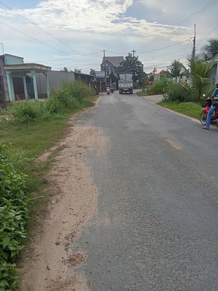 Đất nền xã Mỹ Hạnh, Đức Hòa 800m² - Sổ hồng chính chủ, giá thỏa thuận!