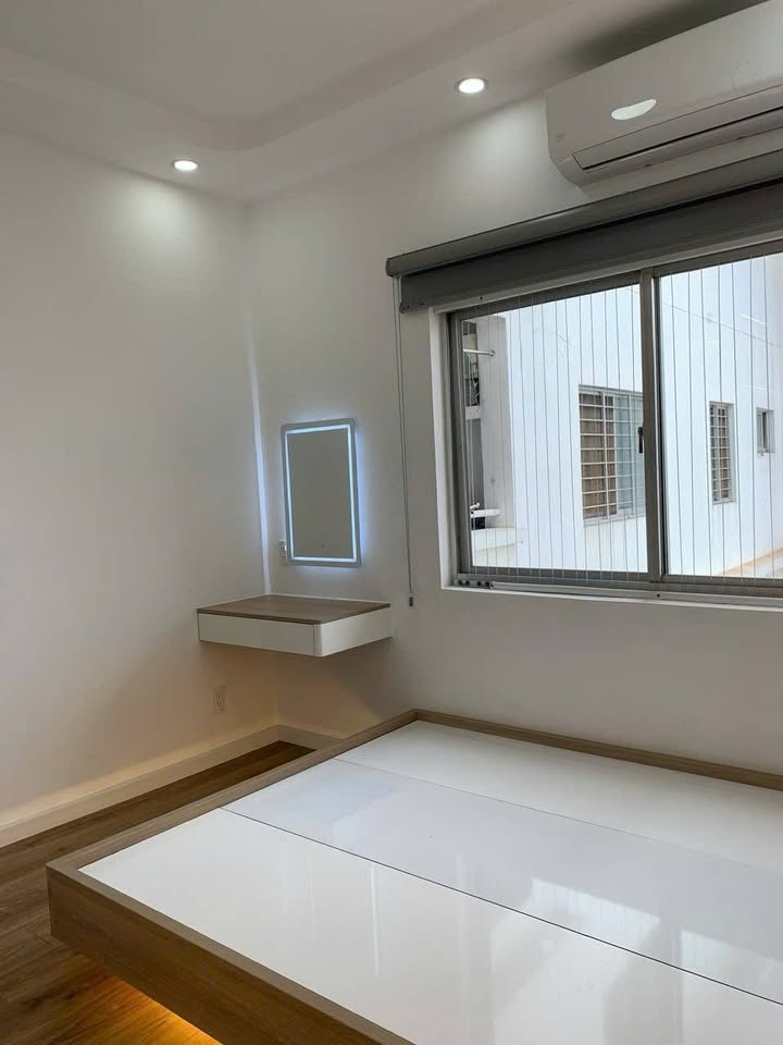 Căn hộ Hưng Vượng 2 Tân Phong Quận 7 60m² giá 4.95 tỷ - Full nội thất đẹp lung linh!