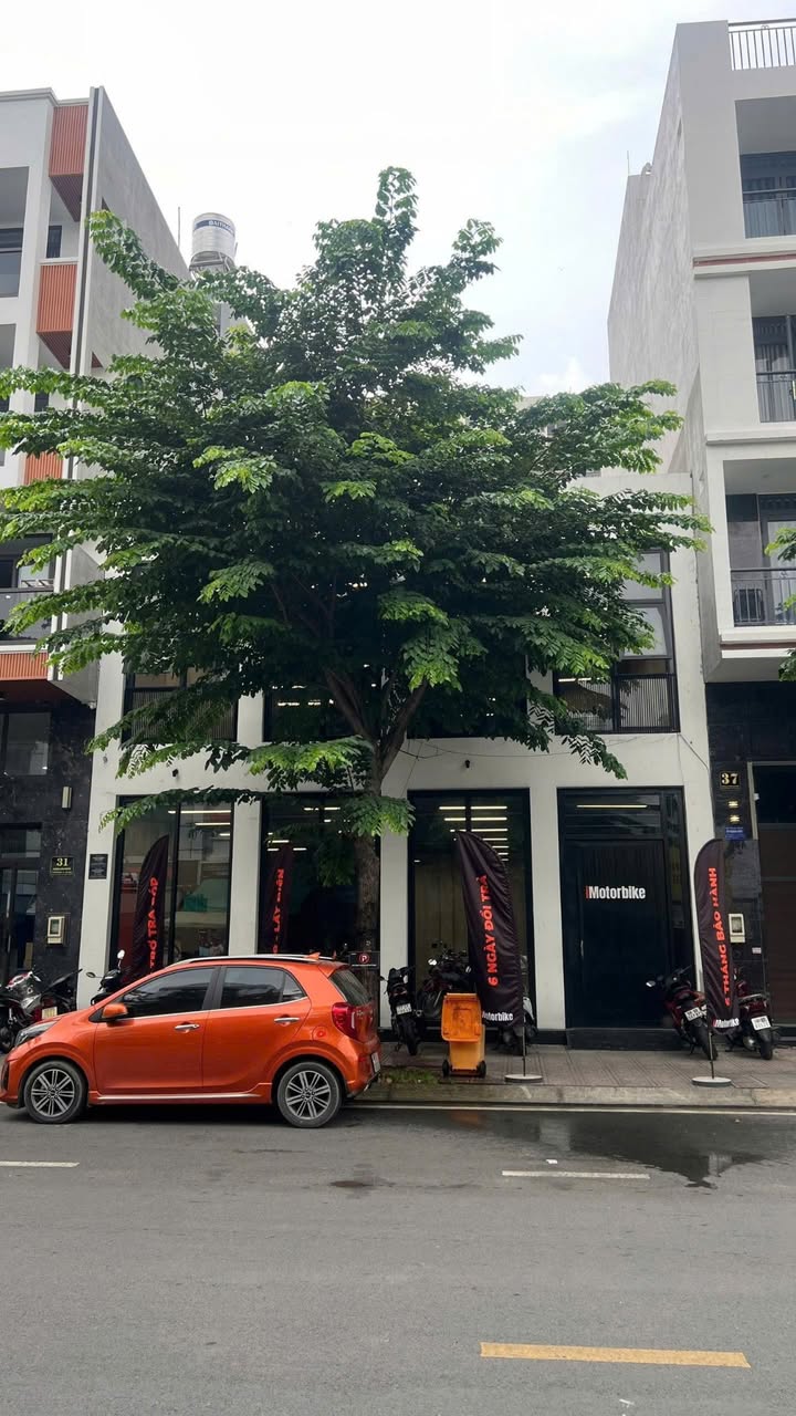 Nhà 2 tầng 33-35 Phạm Văn Ngôn, An Khánh 138m² - Giá chỉ 52.5 tỷ!