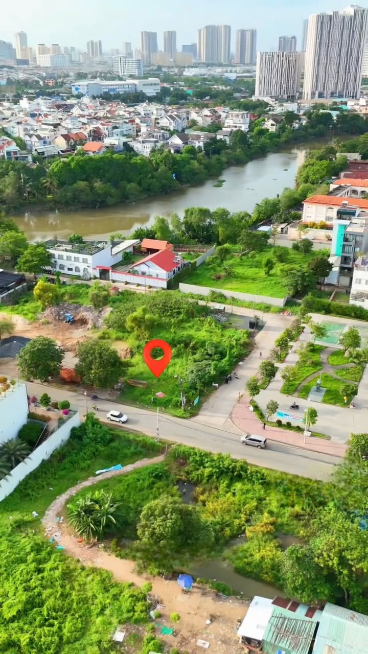 Đất nền góc 2 mặt tiền Lê Hữu Kiều, Q2 391m² giá 62,56 tỷ - Cơ hội đầu tư hấp dẫn!