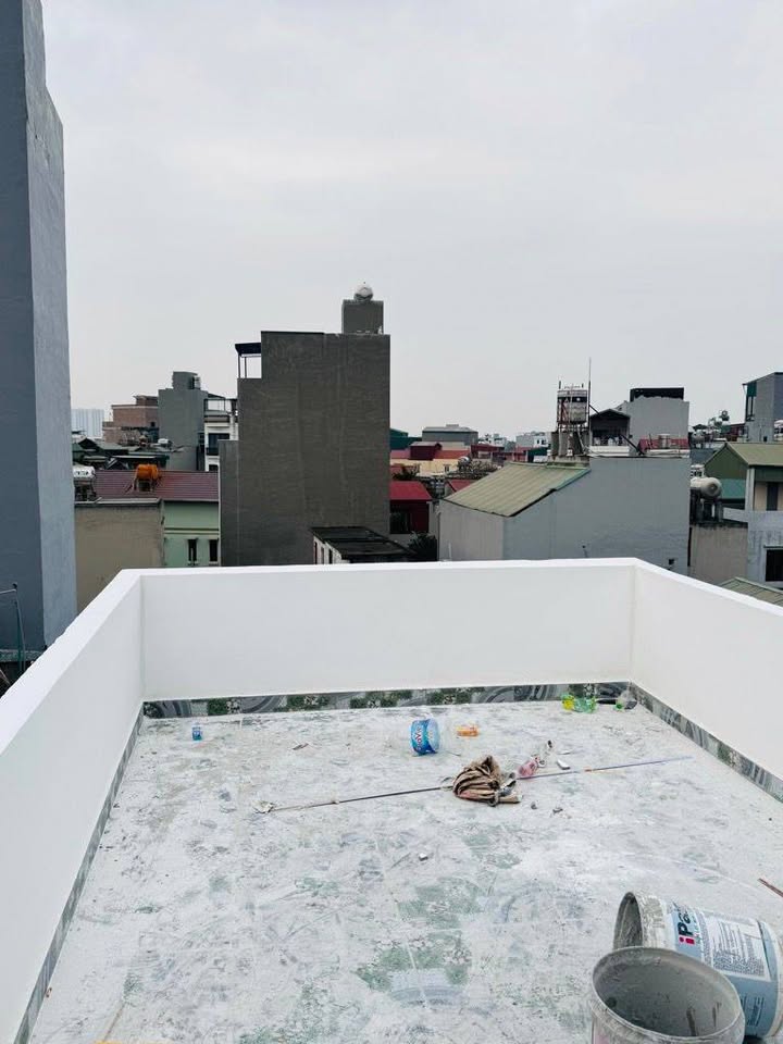 Nhà Thạch Bàn 40m² giá 7.9 tỷ - Thiết kế hiện đại, sổ đỏ chính chủ!