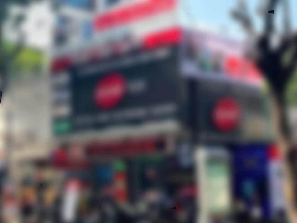 Mặt bằng kinh doanh lô góc phố Cầu Giấy 50m² giá 60 triệu/tháng - Cơ hội không thể bỏ lỡ!