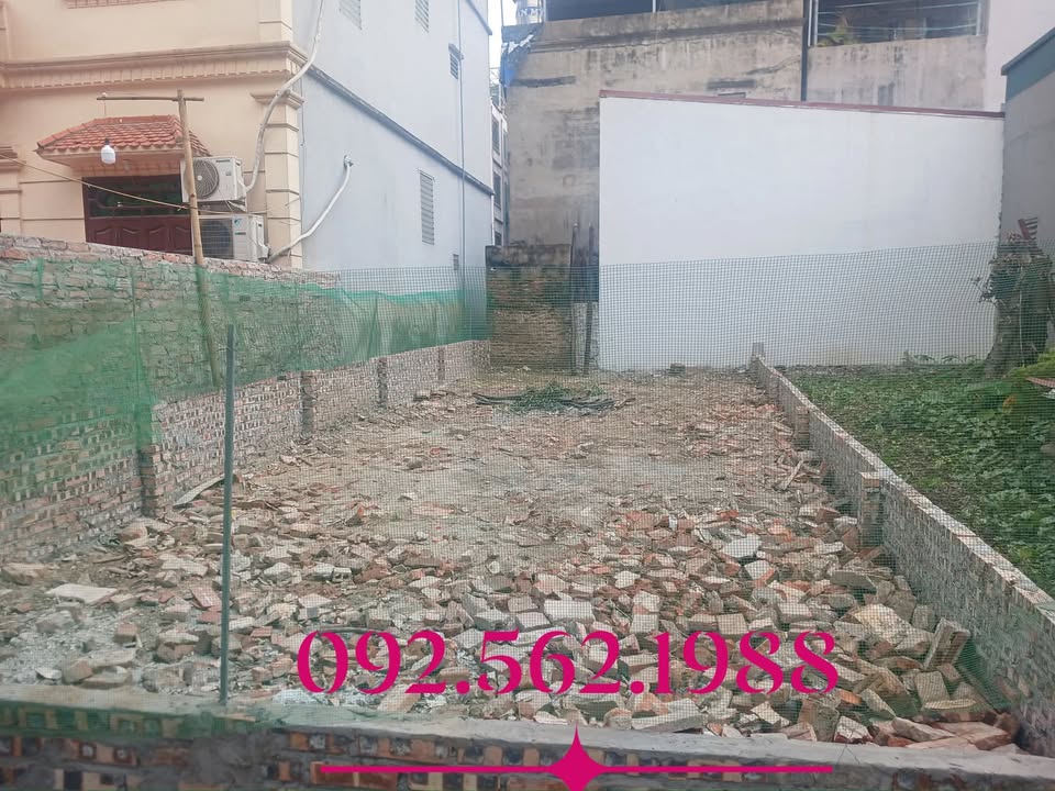 Đất vuông vắn 43m² tại Việt Hưng, giá 6 tỷ - Đầu tư lợi nhuận cao!