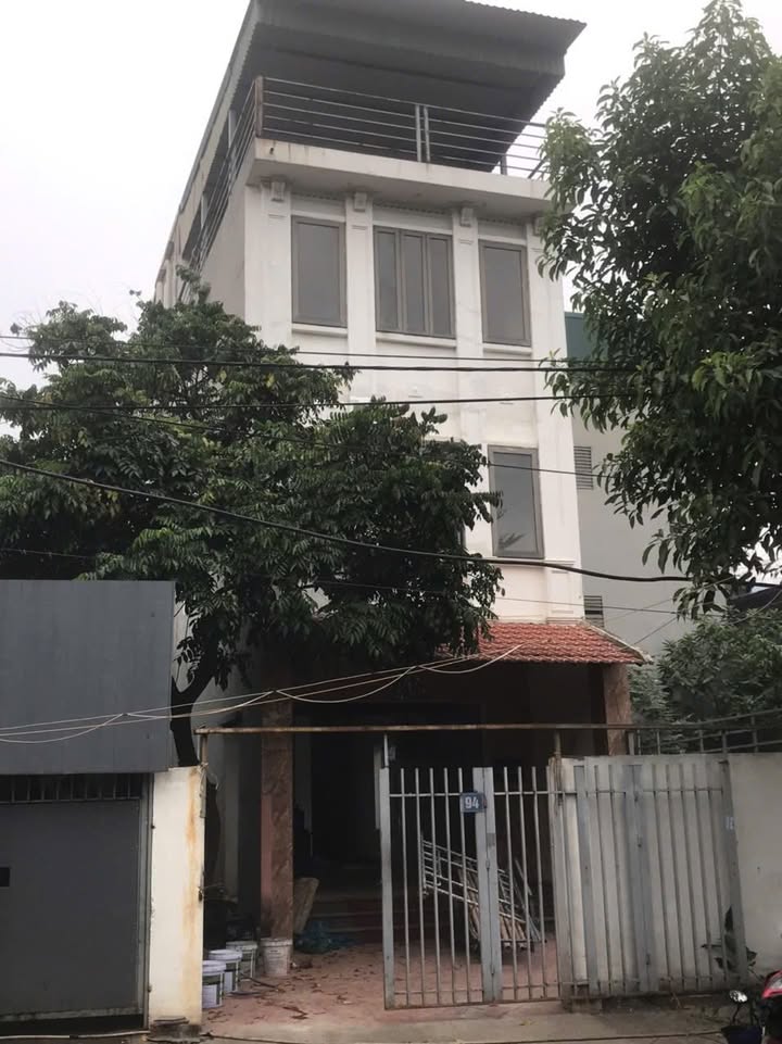 Nhà cho thuê 4 tầng tại Khu Đoàn Kết, Việt Trì - Giá 15 triệu/tháng, giảm giá cho thuê lâu dài!