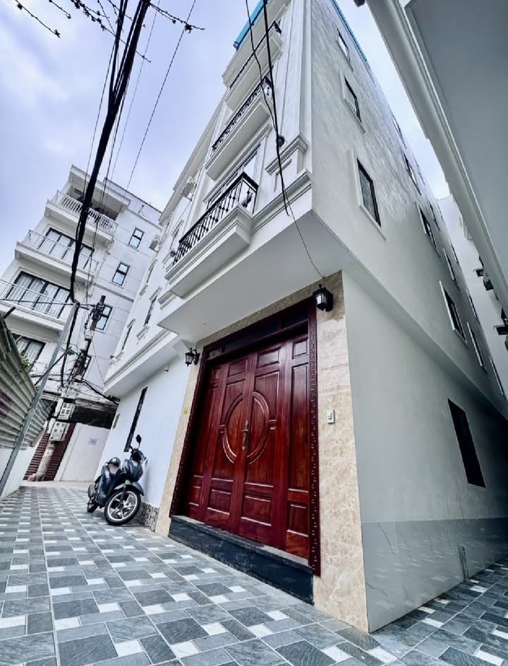 Nhà đẹp Đức Thắng 41m² giá 8 tỷ - Lô góc thoáng sáng, công năng đỉnh cao!