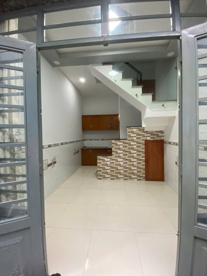 Nhà phố Hẻm 337 Trần Xuân Soạn, Quận 7, 20m² giá 1.55 tỷ - Bán gấp, sổ chung!