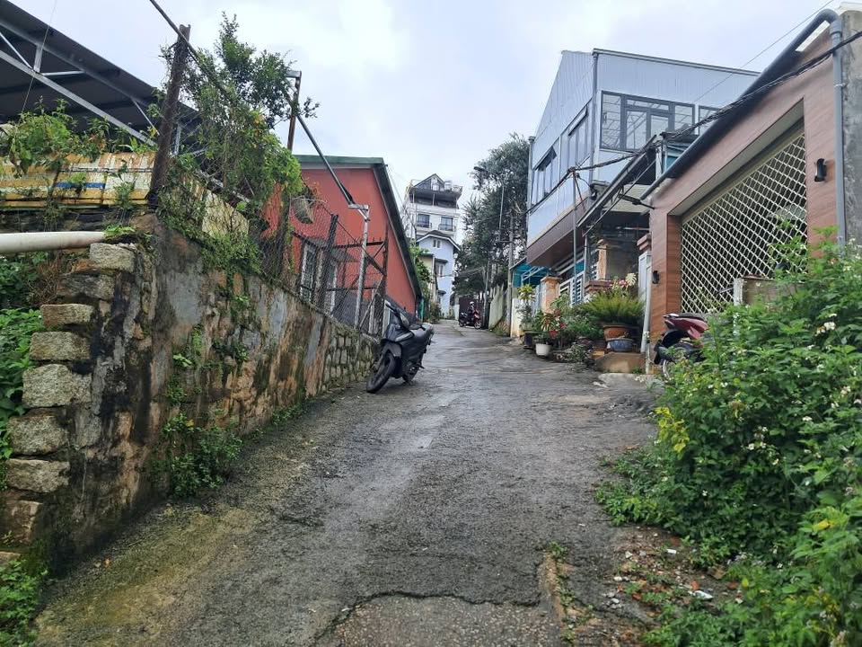 Đất xây dựng Hùng Vương, phường 10, Đà Lạt 65m² giá 1.95 tỷ - Cơ hội đầu tư tuyệt vời!