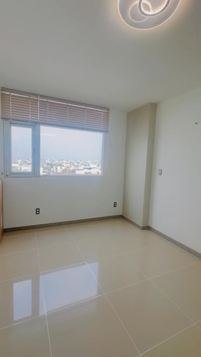 Căn hộ Hoàng Kim Thế Gia quận Bình Tân 85.1m² giá 4.1 tỷ - Nội thất mới 100%