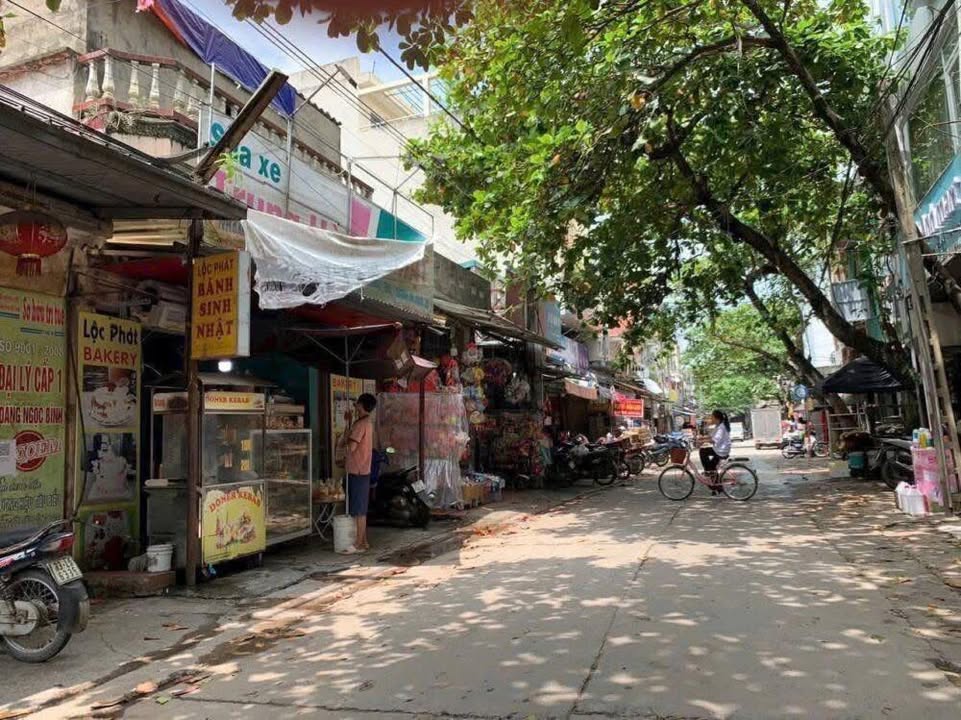 Đất thổ cư mặt tiền 4.2m tại chợ Trường Yên, Chương Mỹ 55m² giá 6 tỷ - Kinh doanh sầm uất!