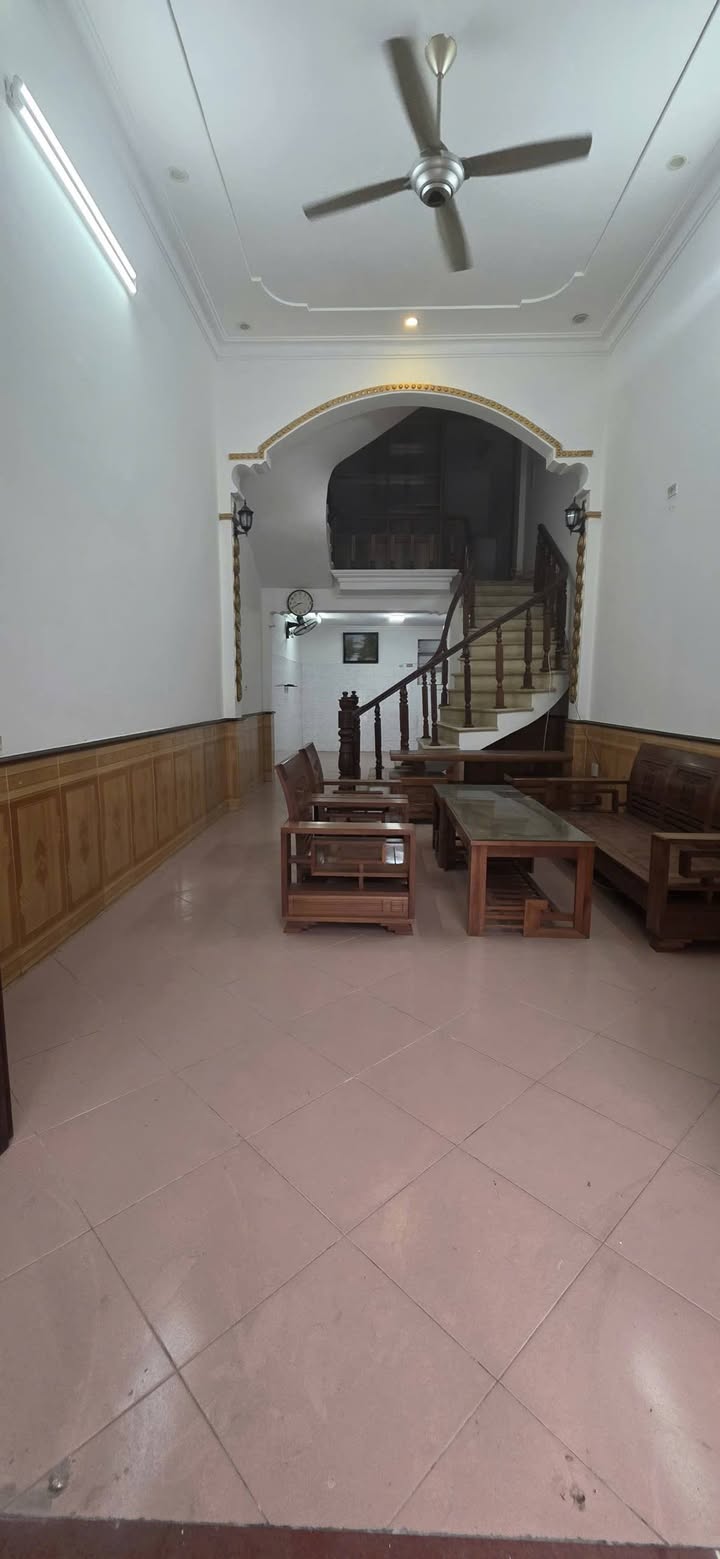 Nhà 3 tầng phường Tân Bình, Hải Dương 58.5m² giá 3.4 tỷ - Cần bán gấp!