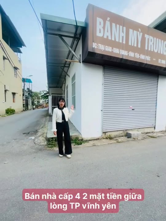 Nhà 2 mặt tiền tại Khai Quang, Vĩnh Yên 120m² giá 3.3 tỷ - Đầu tư kinh doanh sinh lời!