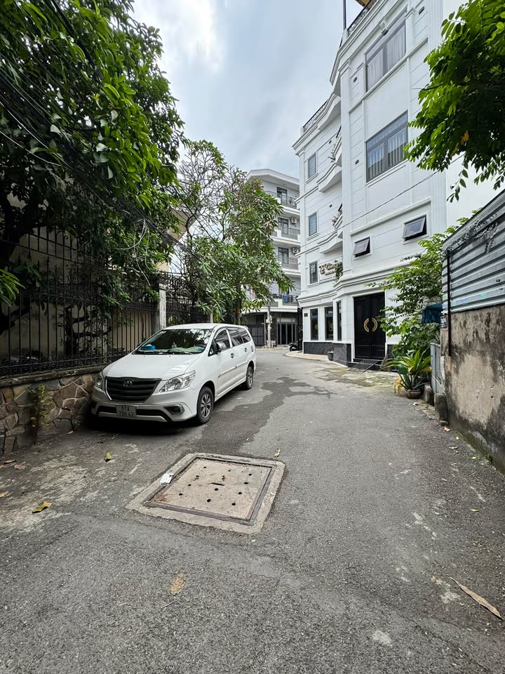 Căn hộ CHDV đường Nguyễn Duy Trinh, quận 9, 98m² - Sổ hồng chính chủ, giá tốt!