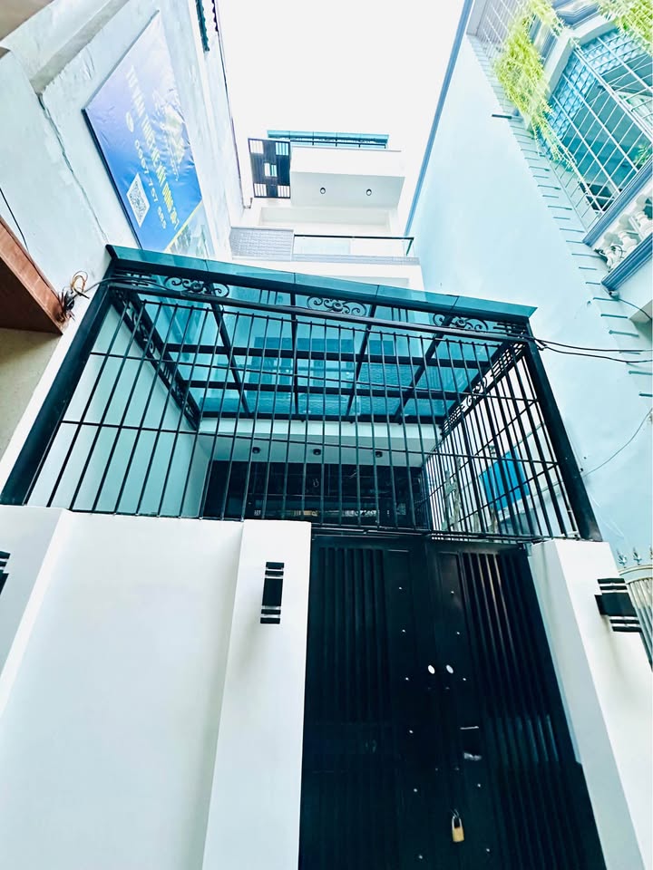 Nhà phố Tô Hiệu, Lê Chân, Hải Phòng 69m² giá 5.95 tỷ - Mặt ngõ nông thoáng đãng!