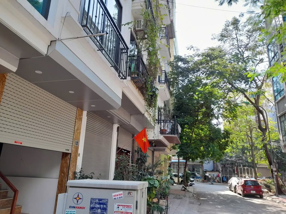 Cho thuê nhà ngõ 182 Phú Diễn, Bắc Từ Liêm, 40m² - Không gian làm việc lý tưởng!