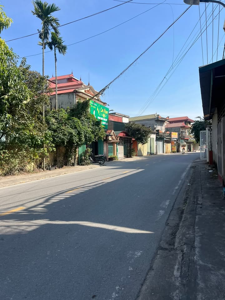 Đất nền Yên Tiến, Ý Yên 380m² giá thỏa thuận - Vị trí kinh doanh sầm uất!