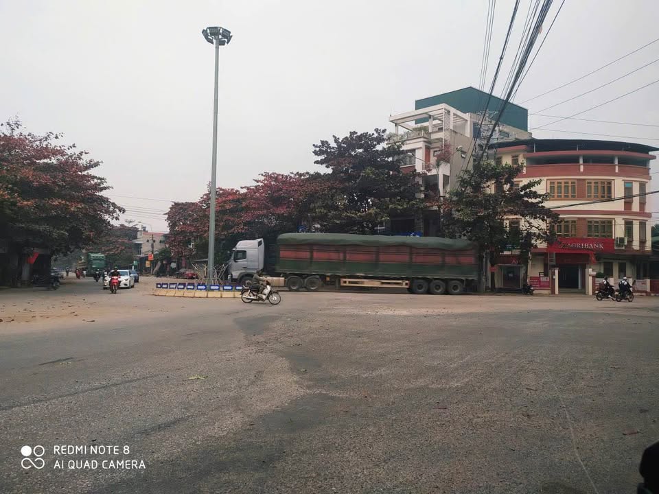 Đất thổ cư thôn Hiệp Hòa, An Tường, Tuyên Quang 100m² giá 1 tỷ - Gần chợ và cao tốc!