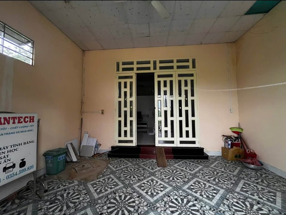 Nhà nguyên căn Tiến Thành, 2PN, giá 3 triệu - Tiện nghi đầy đủ!