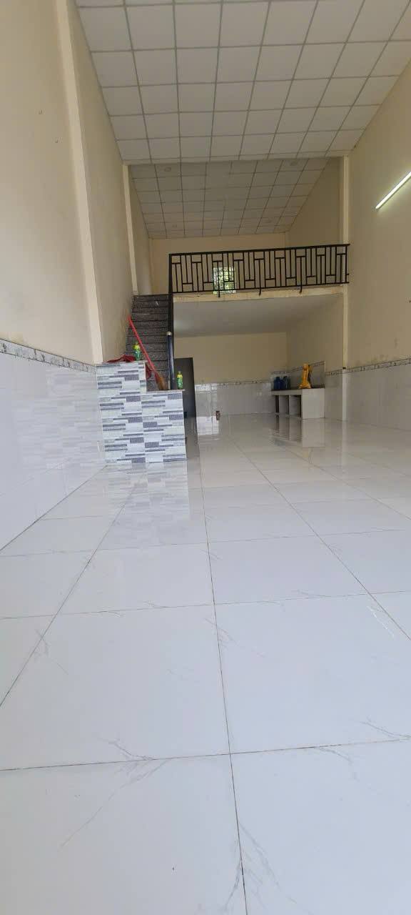Nhà mặt tiền đường Võ Văn Bích, Củ Chi 100m² giá 3.8 tỷ - Sẵn sàng vào ở!