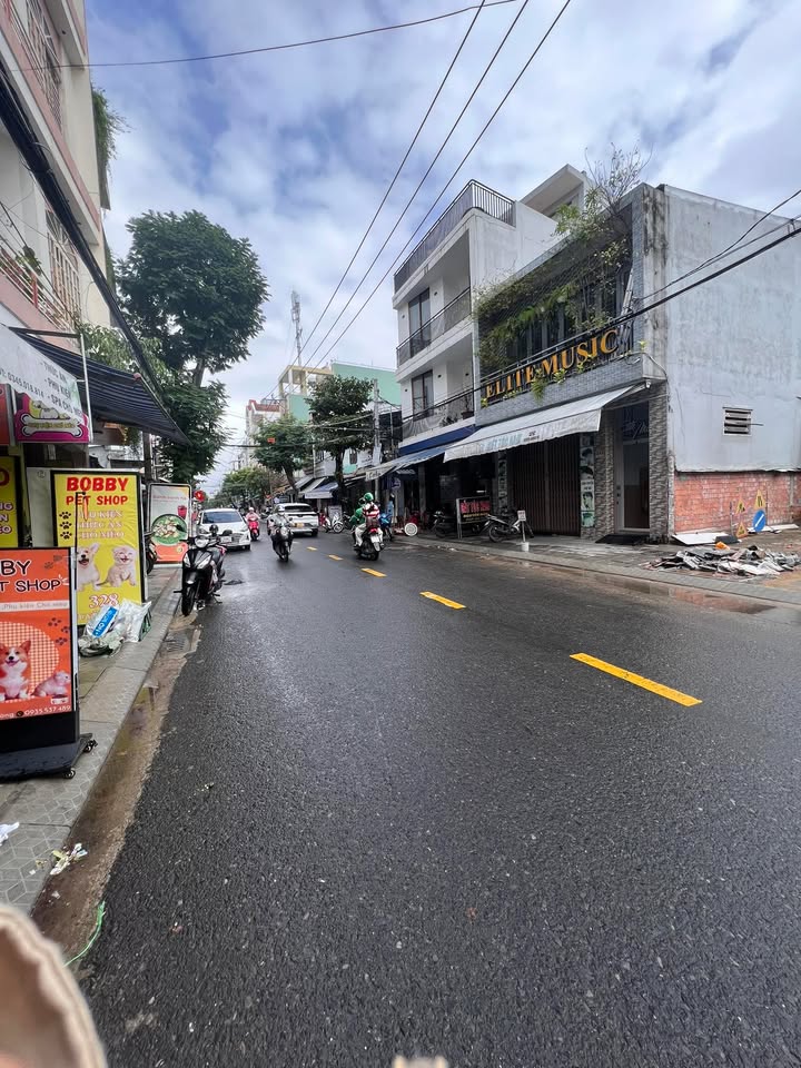 Mặt tiền kinh doanh Nguyễn Hoàng Đà Nẵng 174m² giá 10 tỷ - Đầu tư sinh lời ngay!