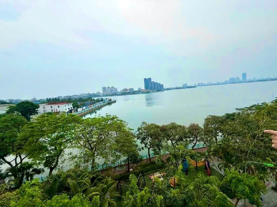 FrontHouse Nhật Chiêu 110m² giá 105 tỷ - Kinh doanh đỉnh cao mặt hồ Tây!